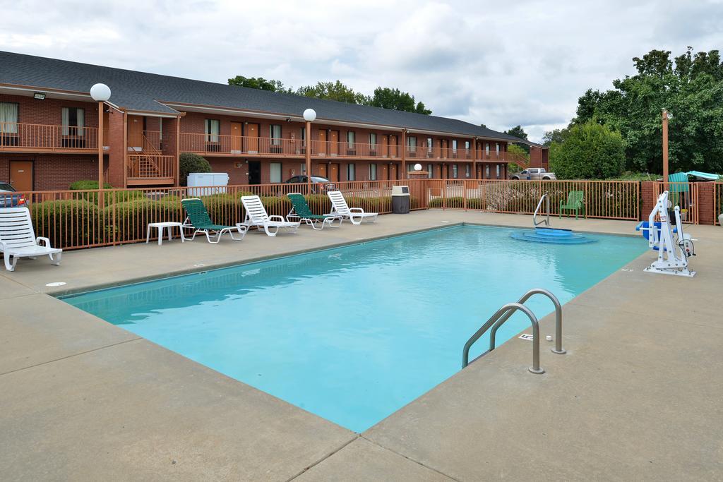 America'S Best Value Inn & Suites Sheridan Екстер'єр фото