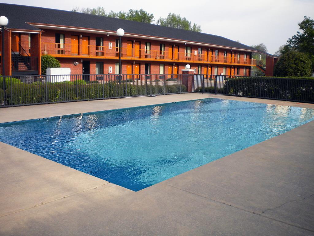 America'S Best Value Inn & Suites Sheridan Екстер'єр фото